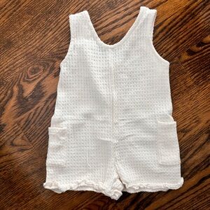 Zara - Baby Girl - Baby Romper in Cream with Pockets (12-18M)